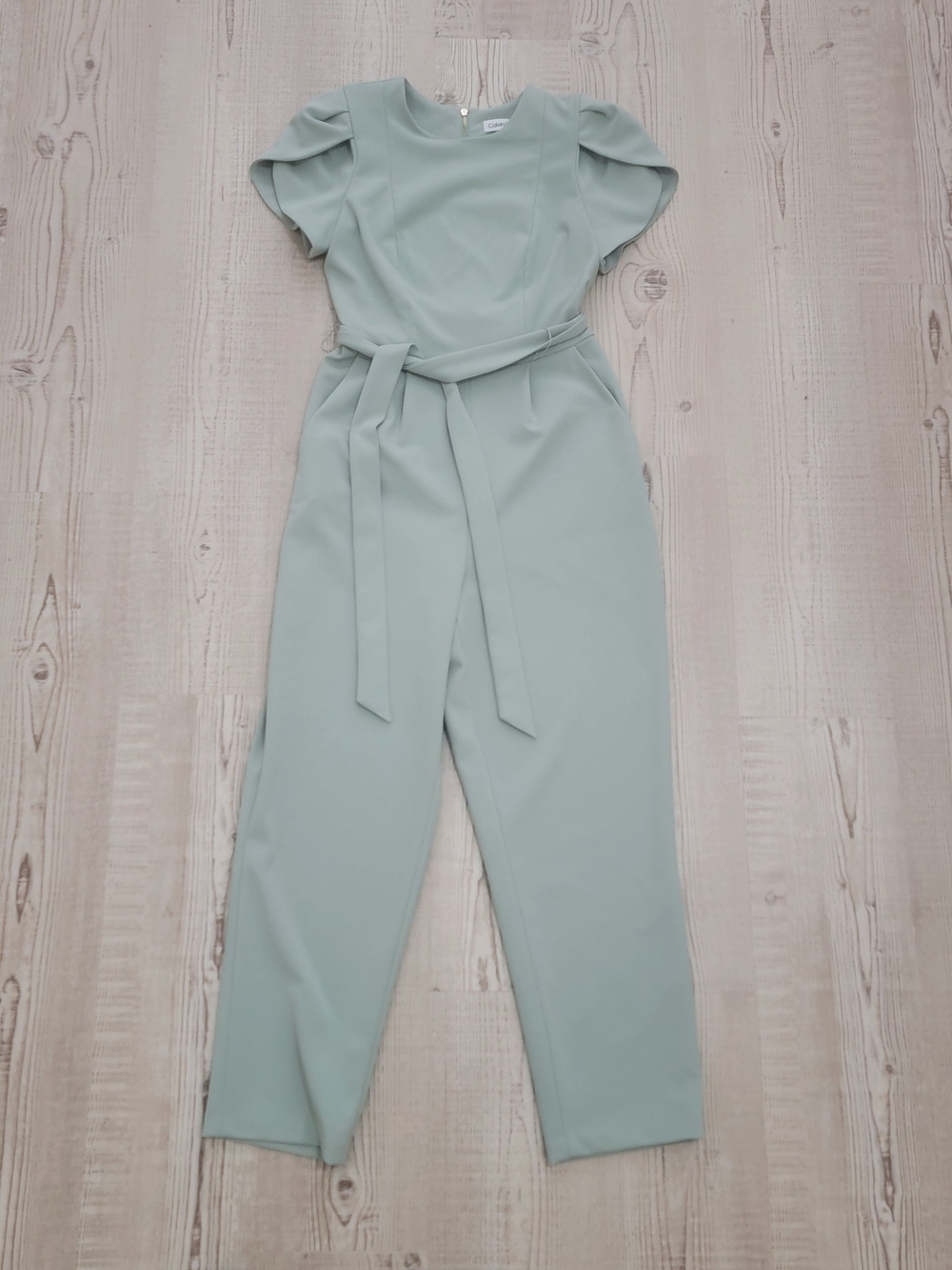 Calvin Klein Light Sage Tulip Sleeve Belted Jumpsuit Size 2 Party Office